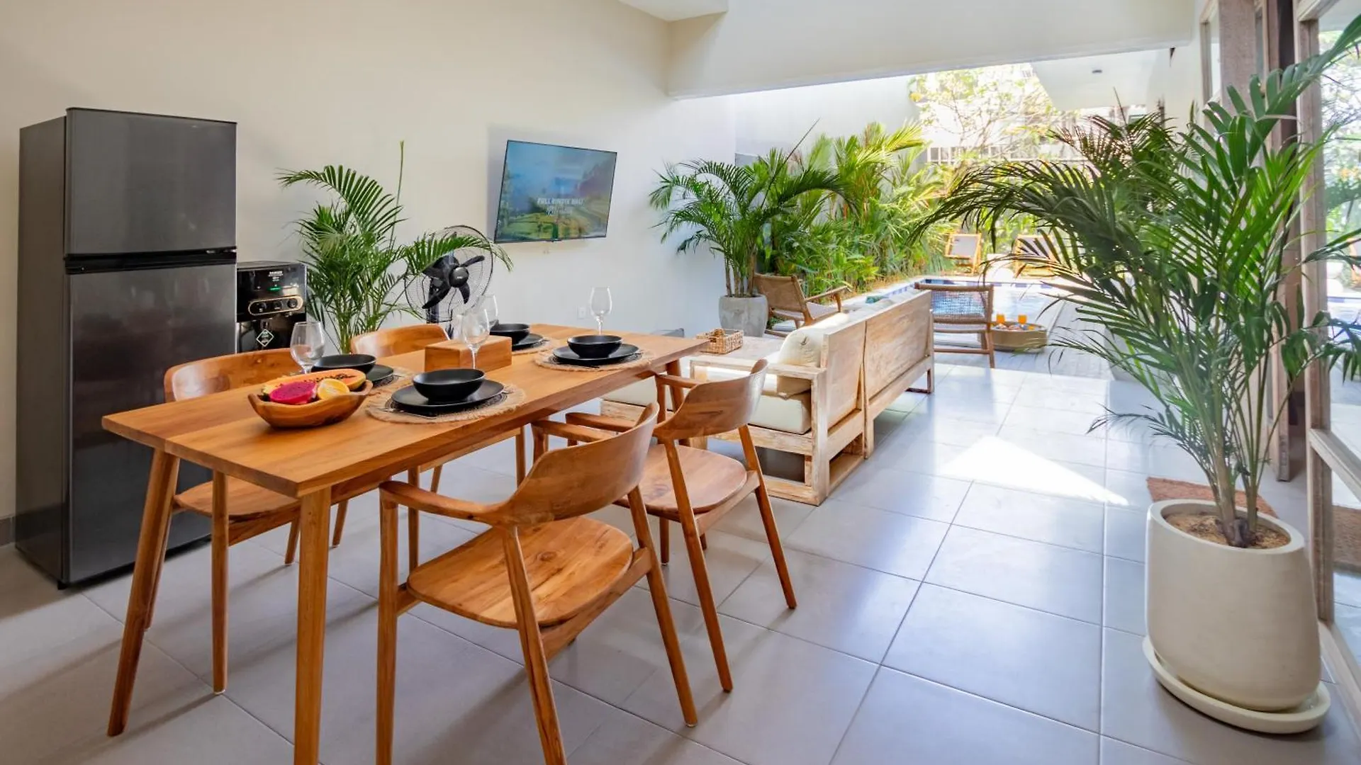 Villa Bakuma - Promo - Brand New -2Bdr - Huge Pool - Canggu